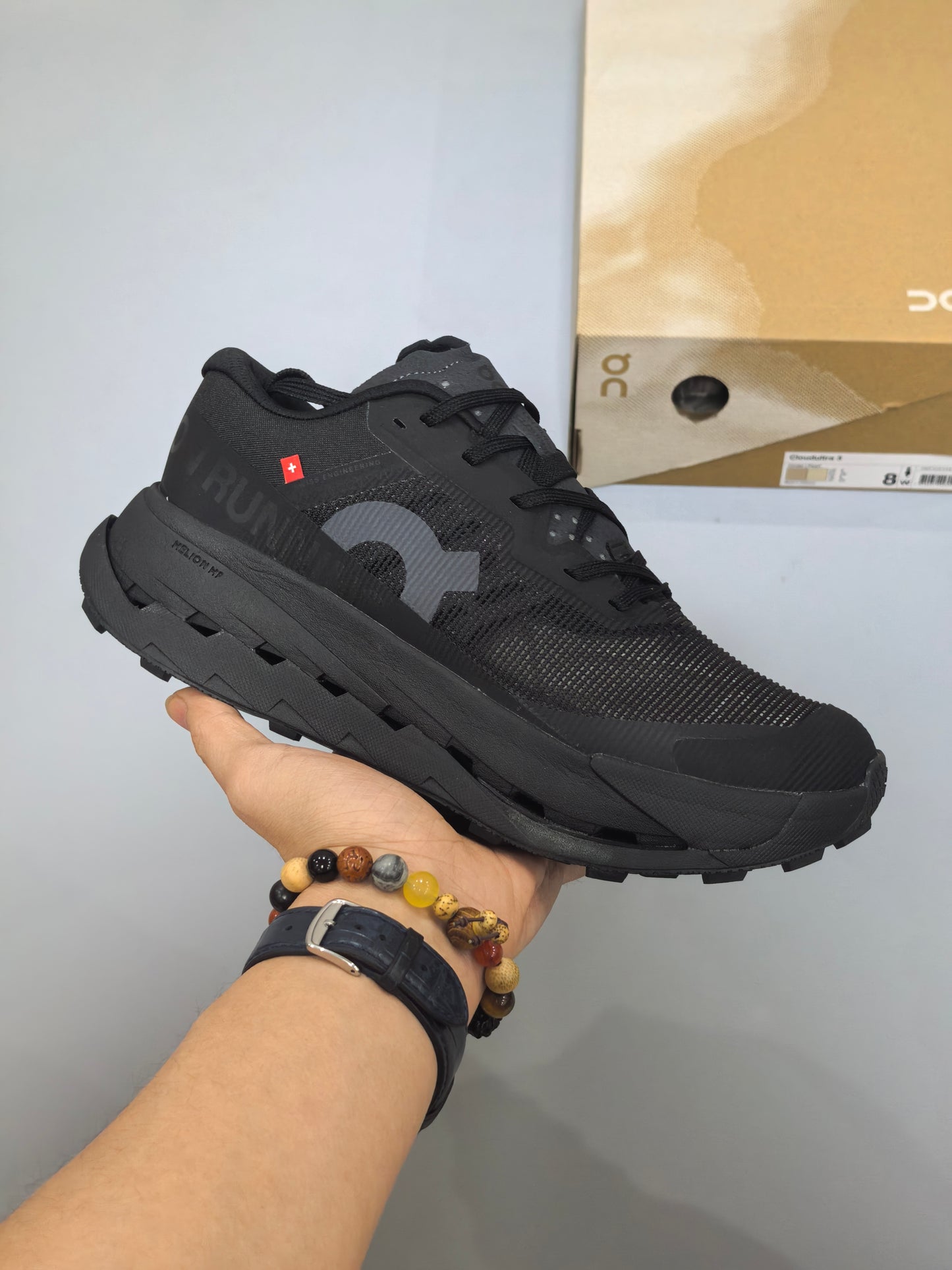 Tenis ON Cloudultra 3