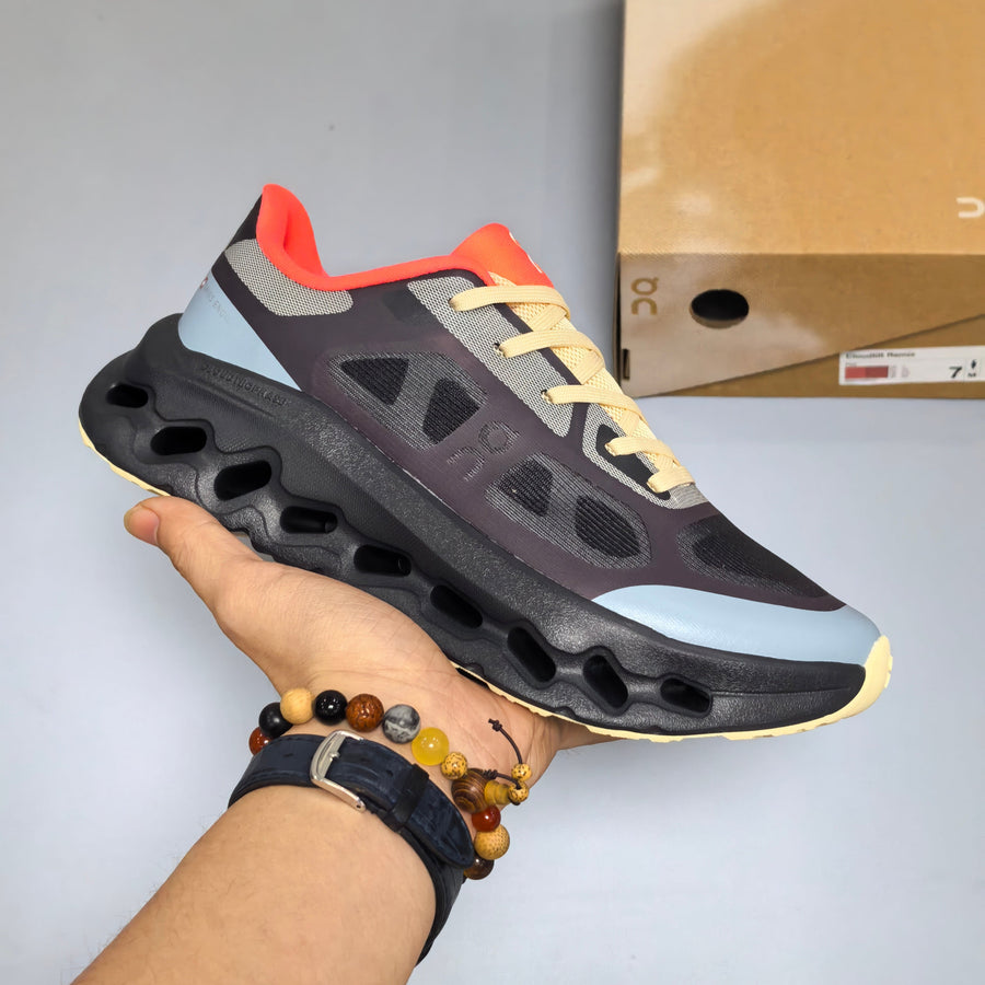 ON Cloudultra Pro Shoes