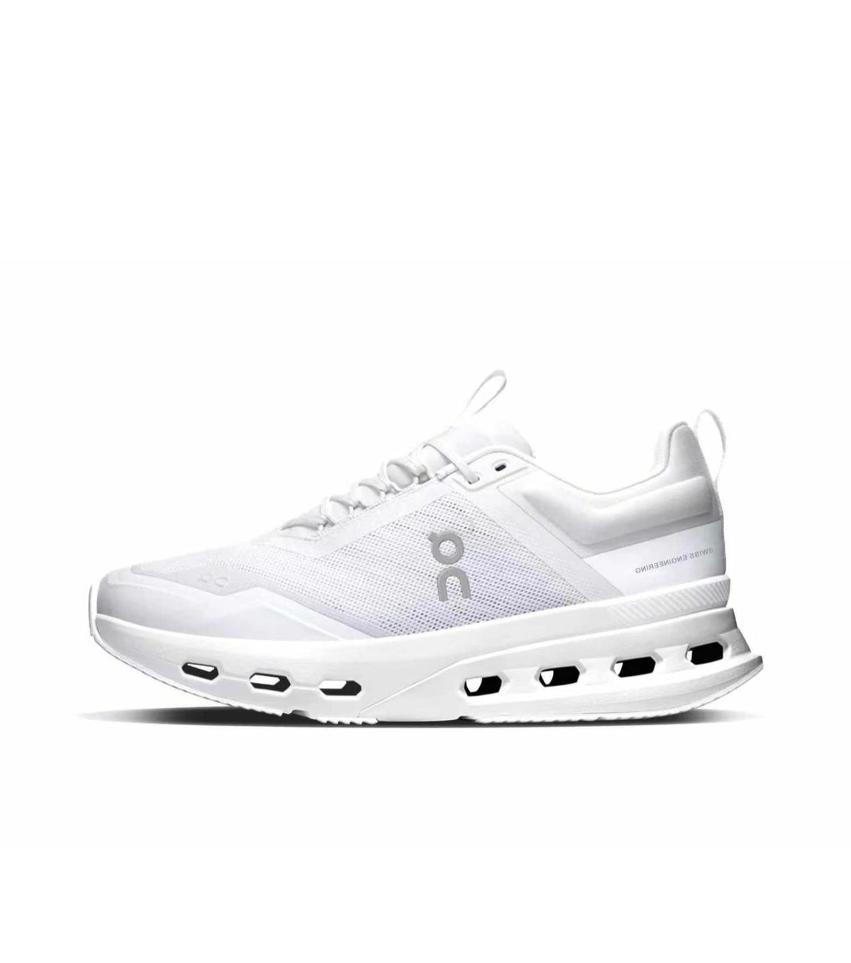 Tenis On Cloudnova X