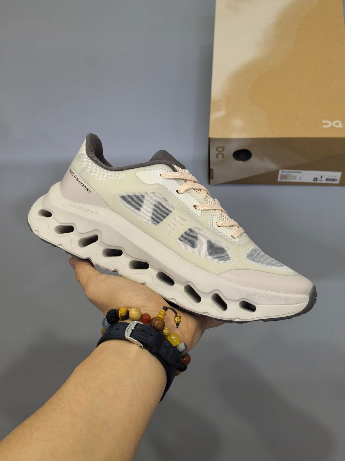 ON Cloudultra Pro Shoes