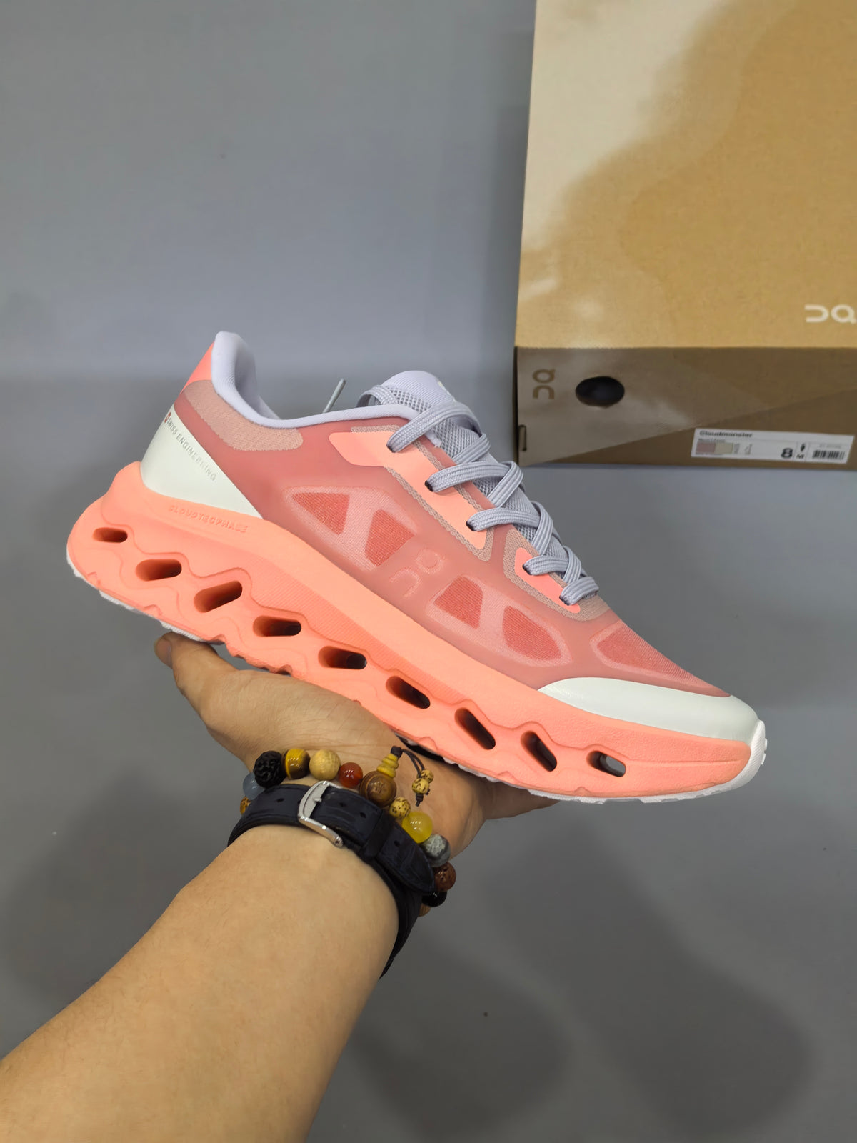 ON Cloudultra Pro Shoes
