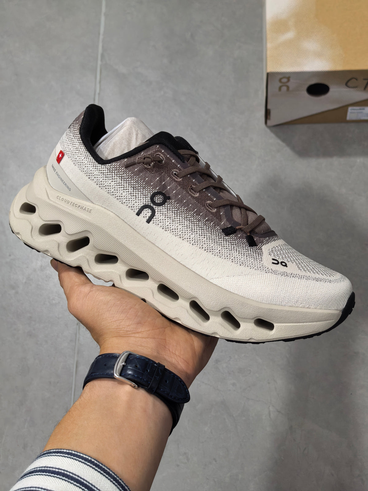ON Cloudultra Pro Shoes