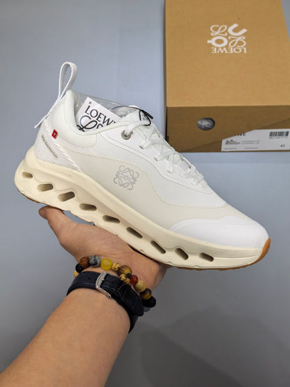 ON Cloudultra Pro Shoes