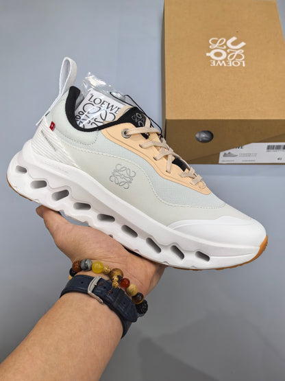 ON Cloudultra Pro Shoes