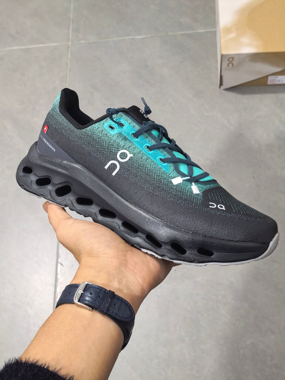 ON Cloudultra Pro Shoes